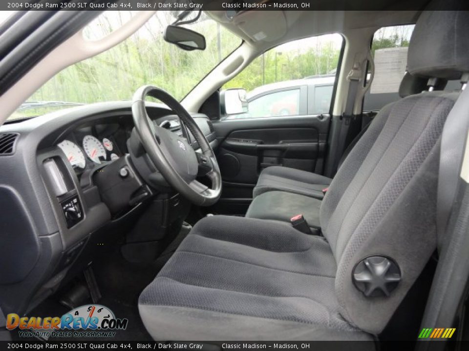 2004 Dodge Ram 2500 SLT Quad Cab 4x4 Black / Dark Slate Gray Photo #3