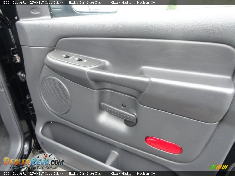 2004 Dodge Ram 2500 SLT Quad Cab 4x4 Black / Dark Slate Gray Photo #11