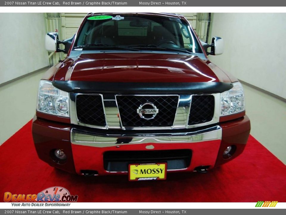 2007 Nissan Titan LE Crew Cab Red Brawn / Graphite Black/Titanium Photo #2
