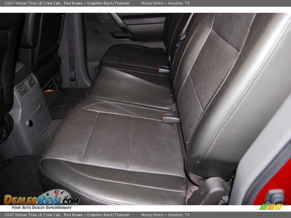 2007 Nissan Titan LE Crew Cab Red Brawn / Graphite Black/Titanium Photo #14
