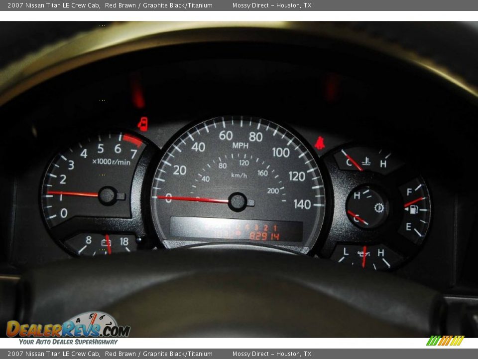 2007 Nissan Titan LE Crew Cab Red Brawn / Graphite Black/Titanium Photo #23