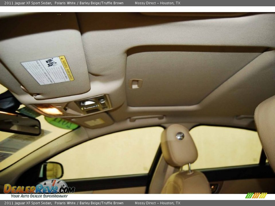 2011 Jaguar XF Sport Sedan Polaris White / Barley Beige/Truffle Brown Photo #12