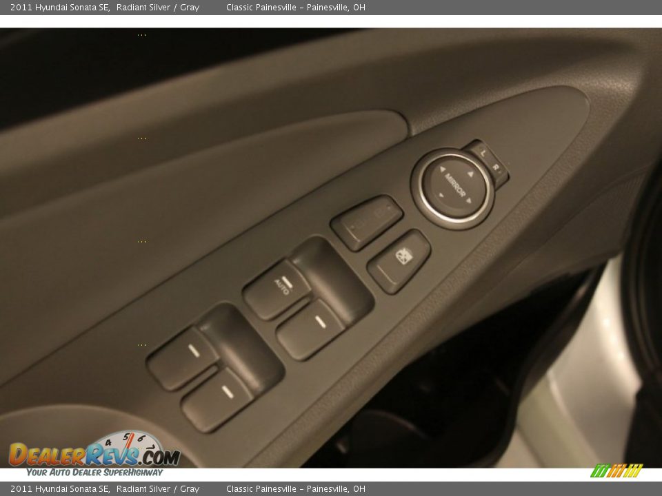 2011 Hyundai Sonata SE Radiant Silver / Gray Photo #5