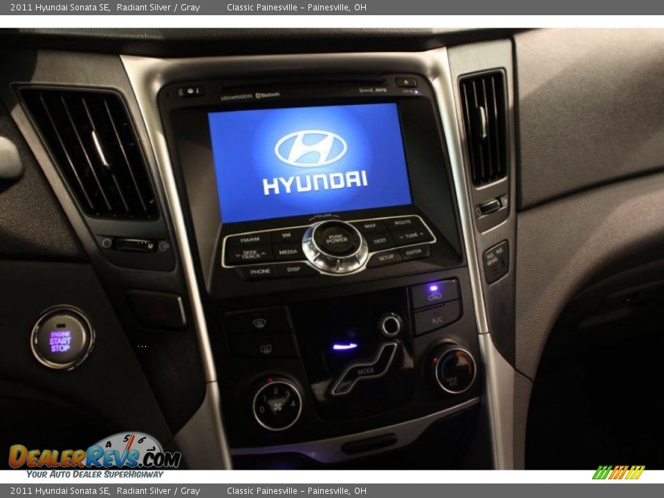 2011 Hyundai Sonata SE Radiant Silver / Gray Photo #9