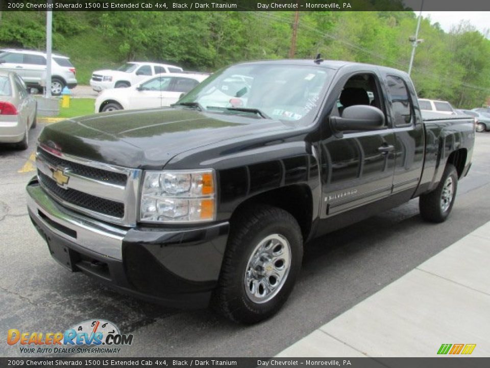 2009 Chevrolet Silverado 1500 LS Extended Cab 4x4 Black / Dark Titanium Photo #5