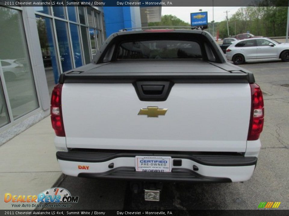 2011 Chevrolet Avalanche LS 4x4 Summit White / Ebony Photo #8