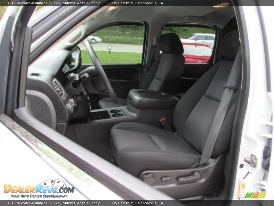 2011 Chevrolet Avalanche LS 4x4 Summit White / Ebony Photo #11