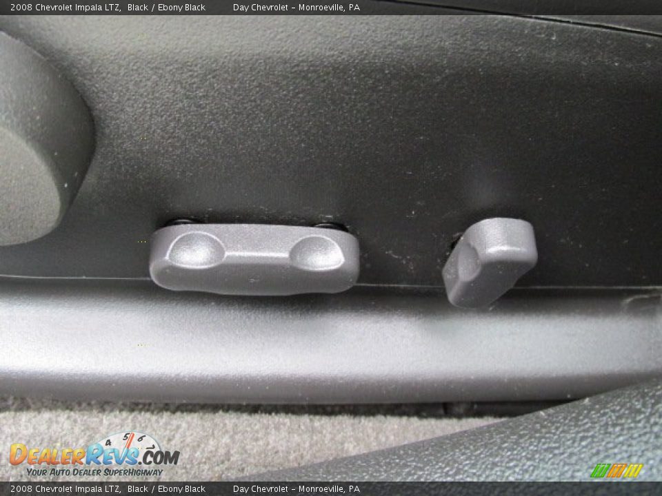 2008 Chevrolet Impala LTZ Black / Ebony Black Photo #11