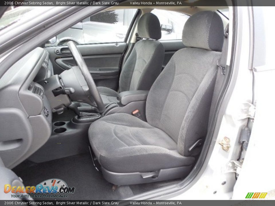 2006 Chrysler Sebring Sedan Bright Silver Metallic / Dark Slate Gray Photo #9