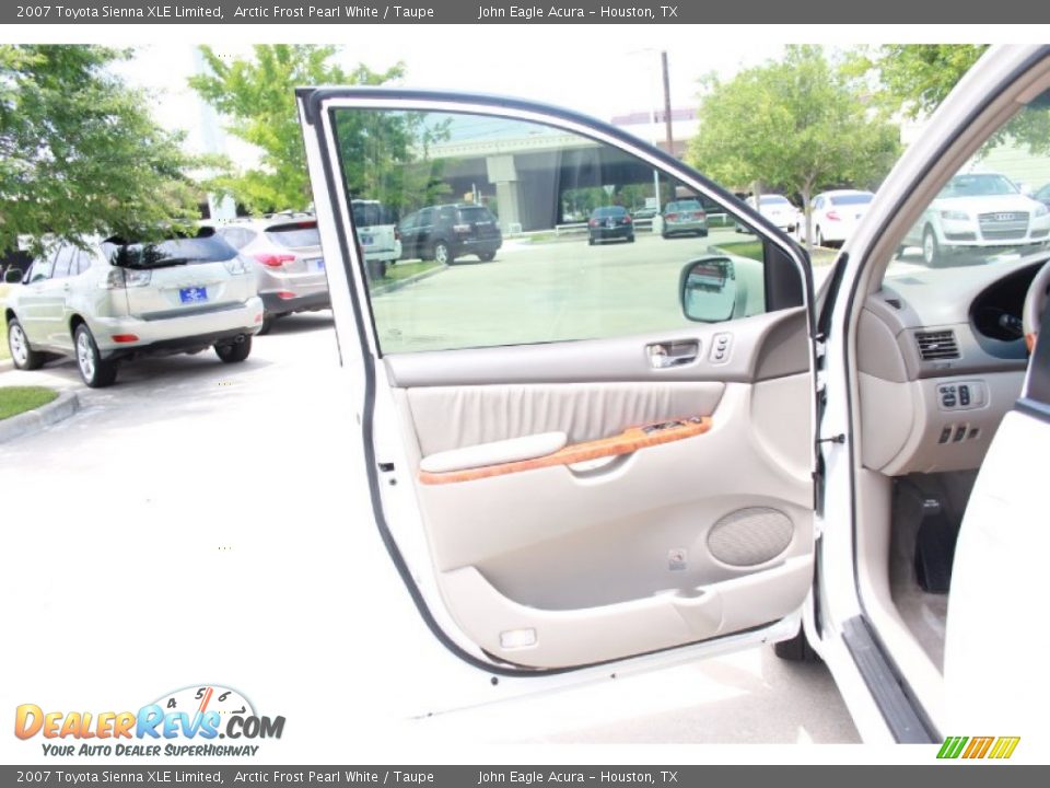 2007 Toyota Sienna XLE Limited Arctic Frost Pearl White / Taupe Photo #9