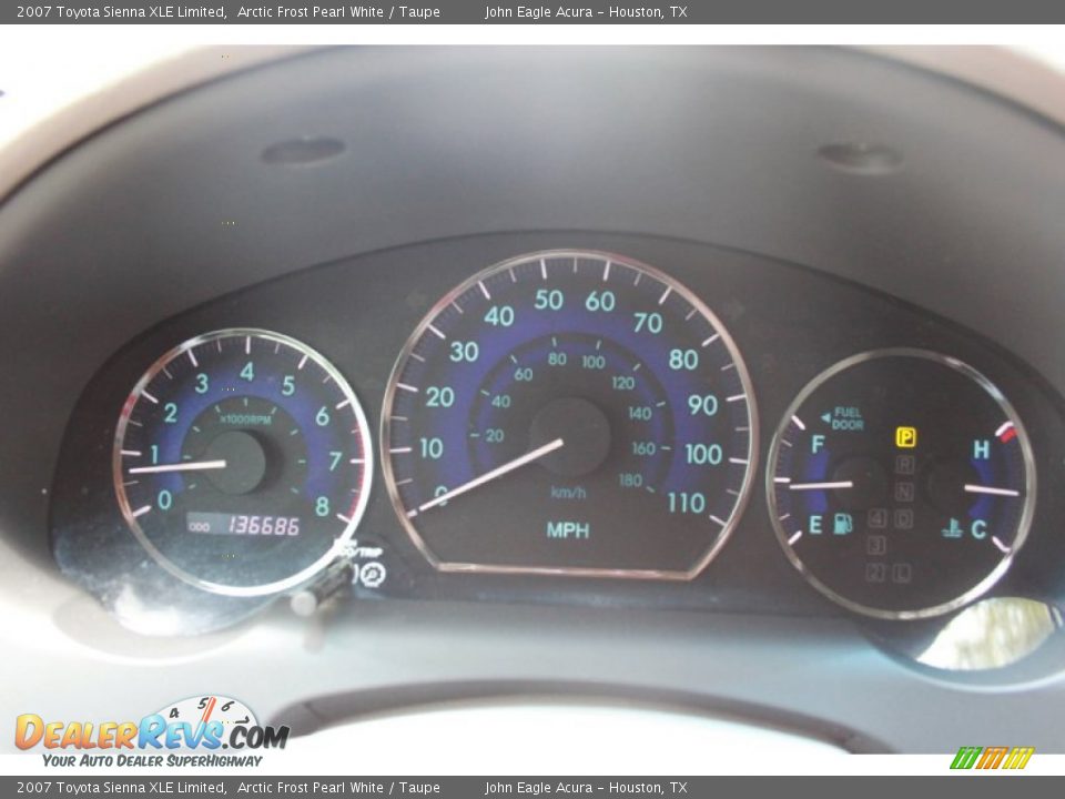 2007 Toyota Sienna XLE Limited Arctic Frost Pearl White / Taupe Photo #29