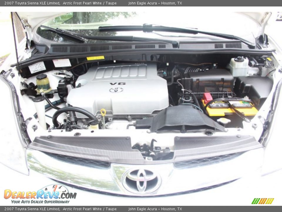 2007 Toyota Sienna XLE Limited Arctic Frost Pearl White / Taupe Photo #32