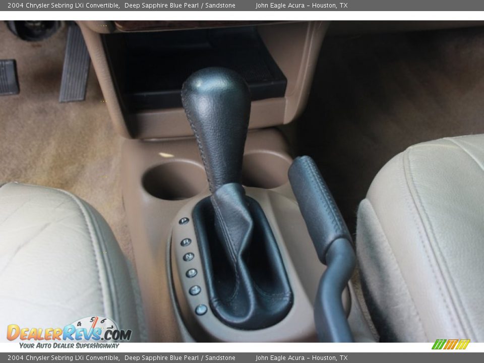 2004 Chrysler Sebring LXi Convertible Shifter Photo #21