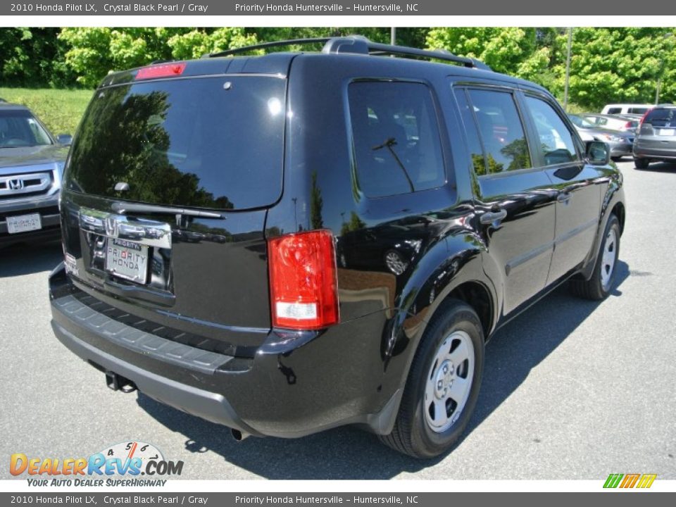 2010 Honda Pilot LX Crystal Black Pearl / Gray Photo #5