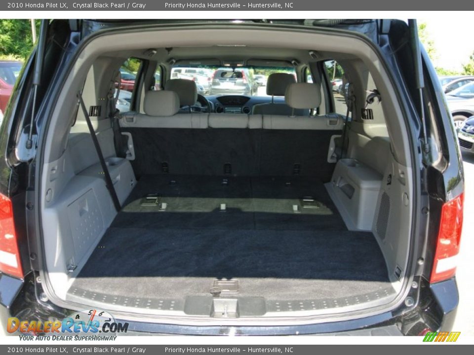 2010 Honda Pilot LX Crystal Black Pearl / Gray Photo #17