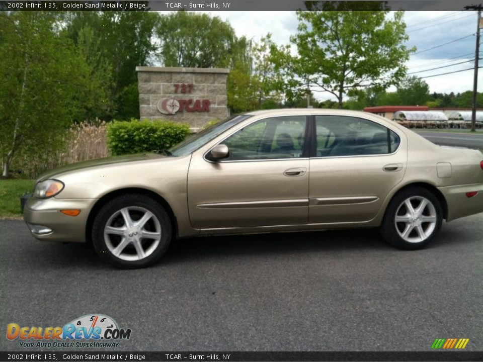 2002 Infiniti I 35 Golden Sand Metallic / Beige Photo #1
