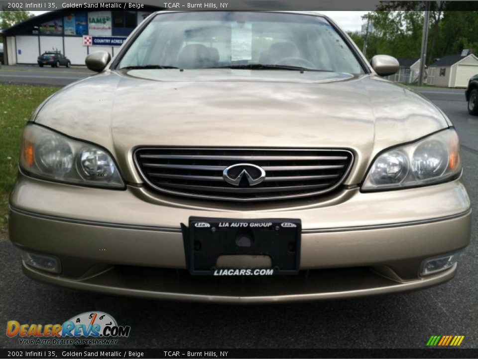 2002 Infiniti I 35 Golden Sand Metallic / Beige Photo #3