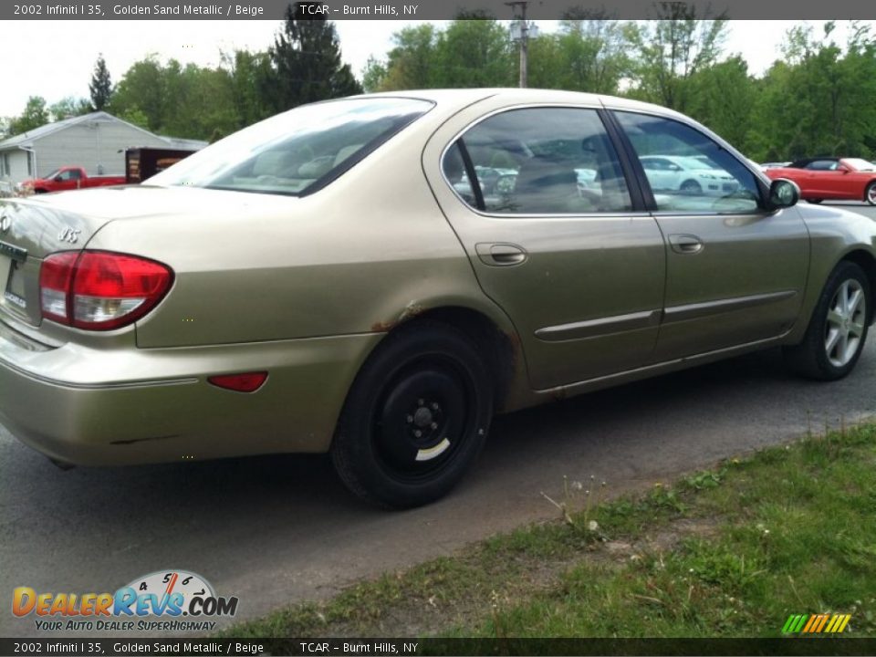 2002 Infiniti I 35 Golden Sand Metallic / Beige Photo #5
