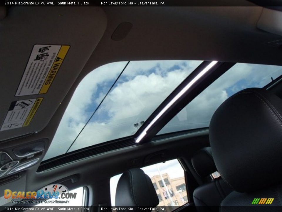 Sunroof of 2014 Kia Sorento EX V6 AWD Photo #15