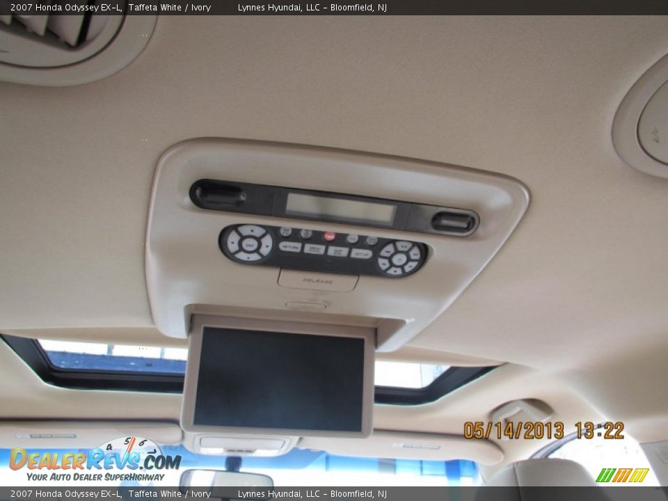 2007 Honda Odyssey EX-L Taffeta White / Ivory Photo #12
