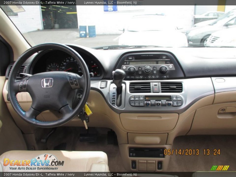2007 Honda Odyssey EX-L Taffeta White / Ivory Photo #14