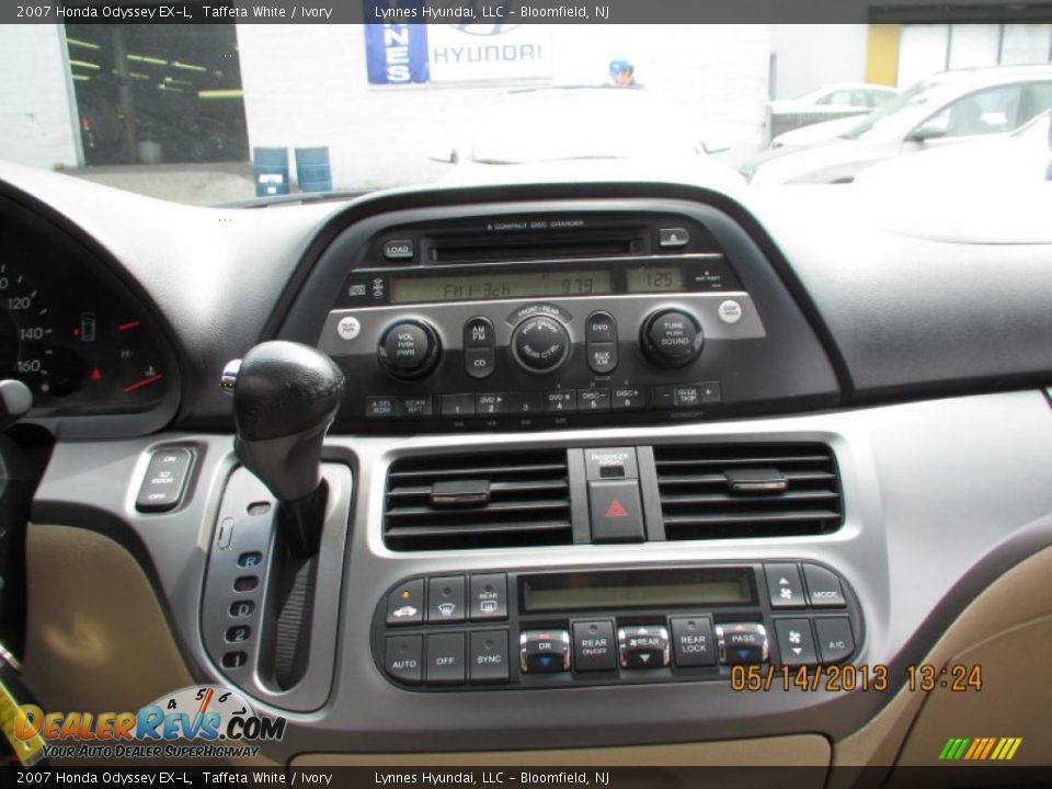 2007 Honda Odyssey EX-L Taffeta White / Ivory Photo #15