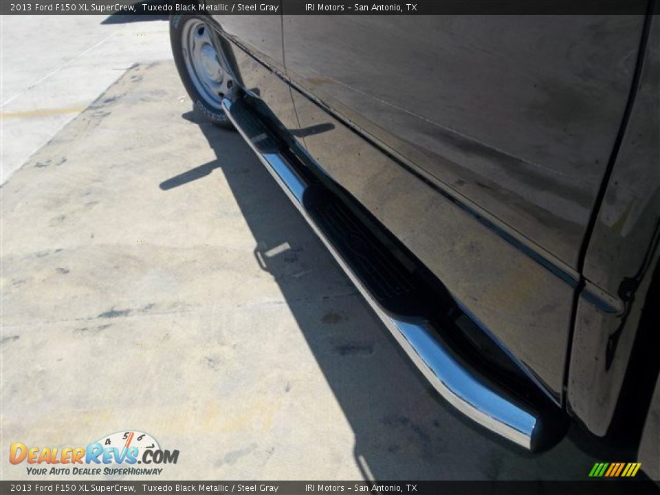 2013 Ford F150 XL SuperCrew Tuxedo Black Metallic / Steel Gray Photo #16