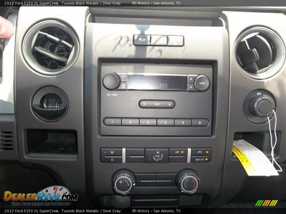 2013 Ford F150 XL SuperCrew Tuxedo Black Metallic / Steel Gray Photo #26
