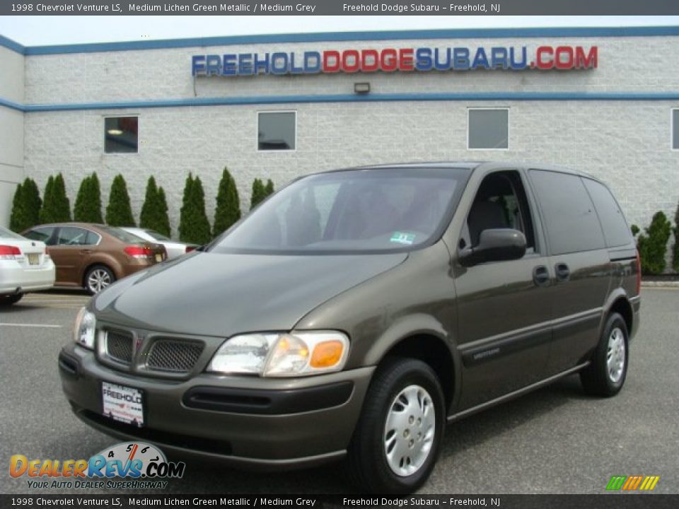1998 Chevrolet Venture LS Medium Lichen Green Metallic / Medium Grey Photo #1