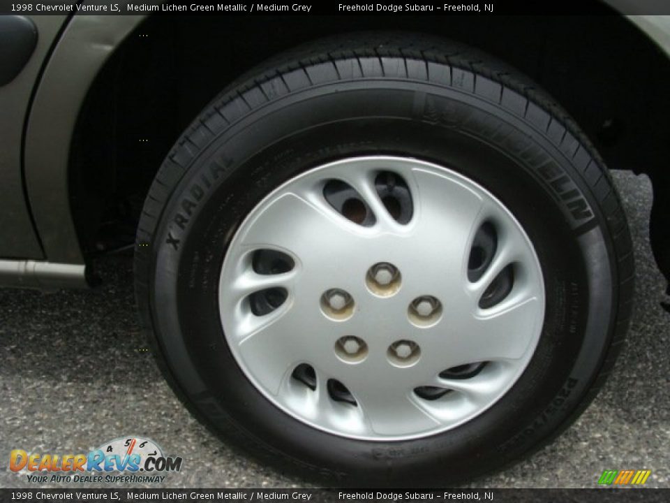 1998 Chevrolet Venture LS Medium Lichen Green Metallic / Medium Grey Photo #6
