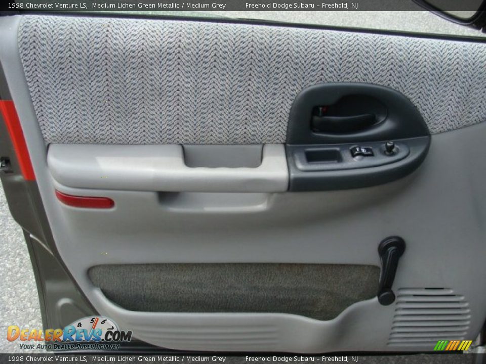 1998 Chevrolet Venture LS Medium Lichen Green Metallic / Medium Grey Photo #8