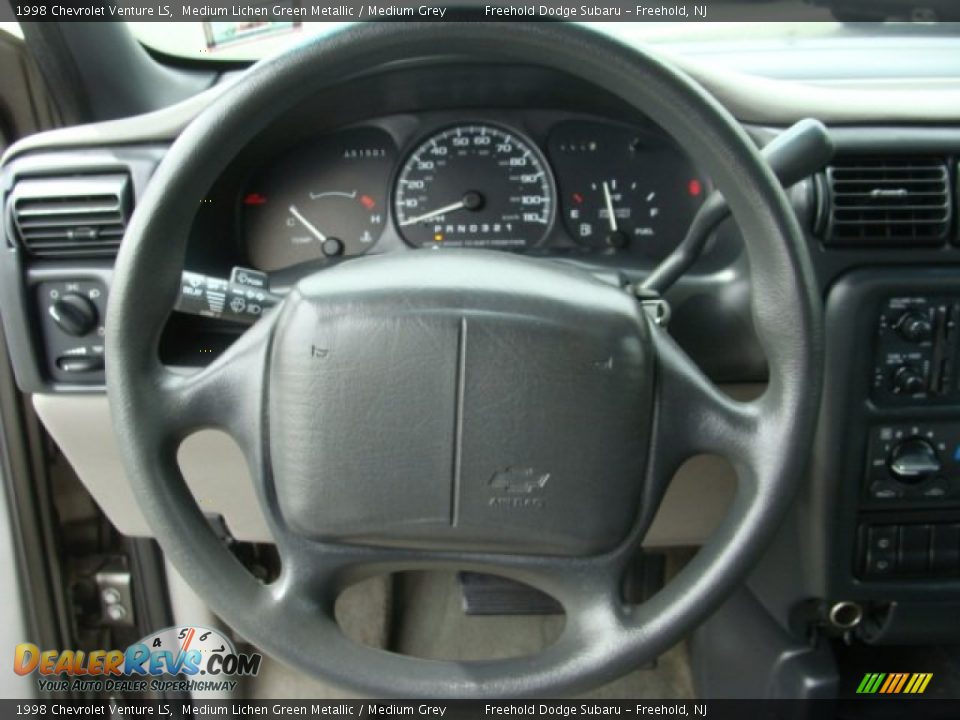 1998 Chevrolet Venture LS Medium Lichen Green Metallic / Medium Grey Photo #11