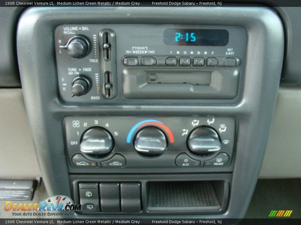 1998 Chevrolet Venture LS Medium Lichen Green Metallic / Medium Grey Photo #13