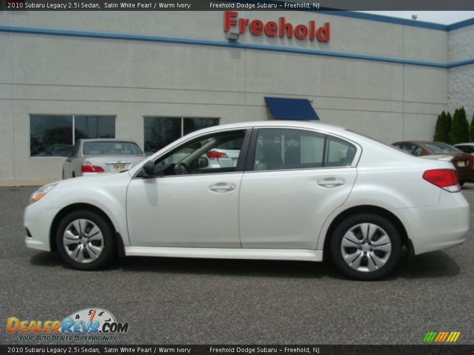 2010 Subaru Legacy 2.5i Sedan Satin White Pearl / Warm Ivory Photo #3