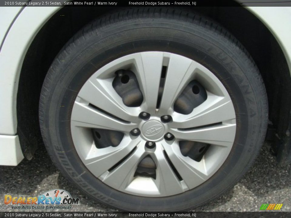 2010 Subaru Legacy 2.5i Sedan Satin White Pearl / Warm Ivory Photo #6