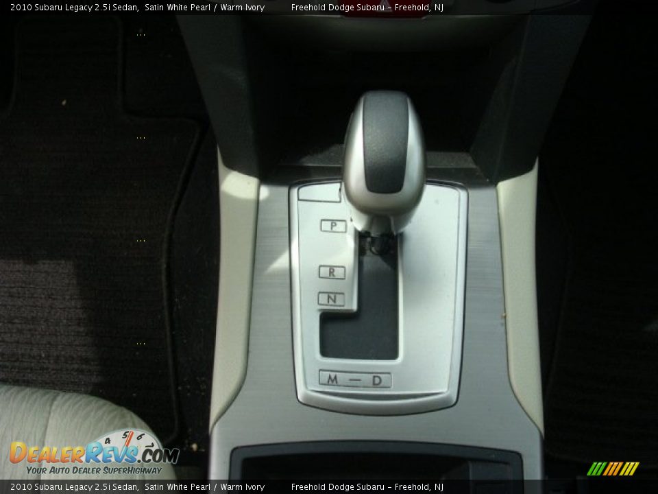 2010 Subaru Legacy 2.5i Sedan Satin White Pearl / Warm Ivory Photo #14