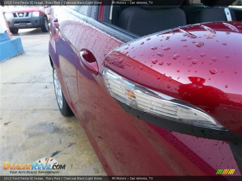 2013 Ford Fiesta SE Sedan Ruby Red / Charcoal Black/Light Stone Photo #9