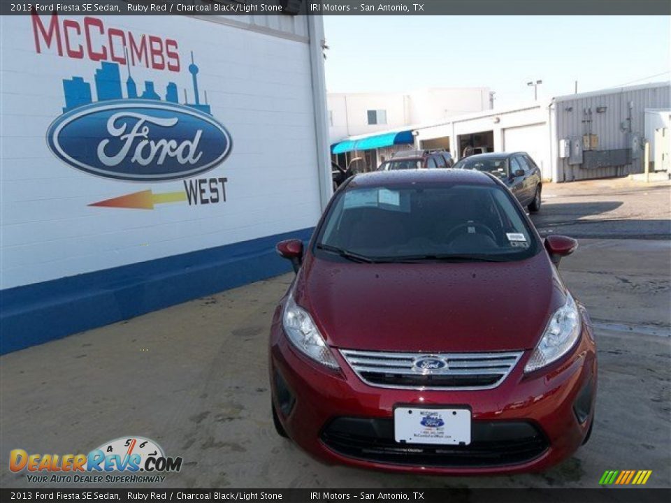 2013 Ford Fiesta SE Sedan Ruby Red / Charcoal Black/Light Stone Photo #26