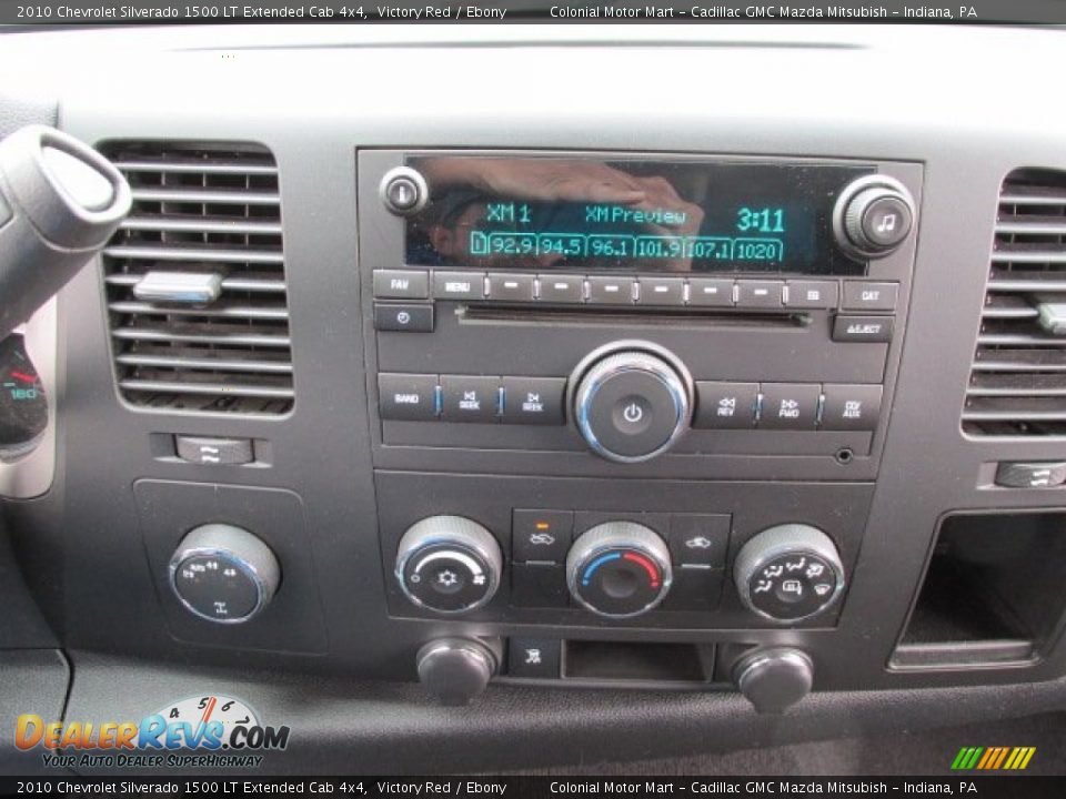 Controls of 2010 Chevrolet Silverado 1500 LT Extended Cab 4x4 Photo #16