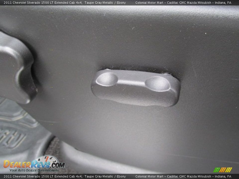 2011 Chevrolet Silverado 1500 LT Extended Cab 4x4 Taupe Gray Metallic / Ebony Photo #13