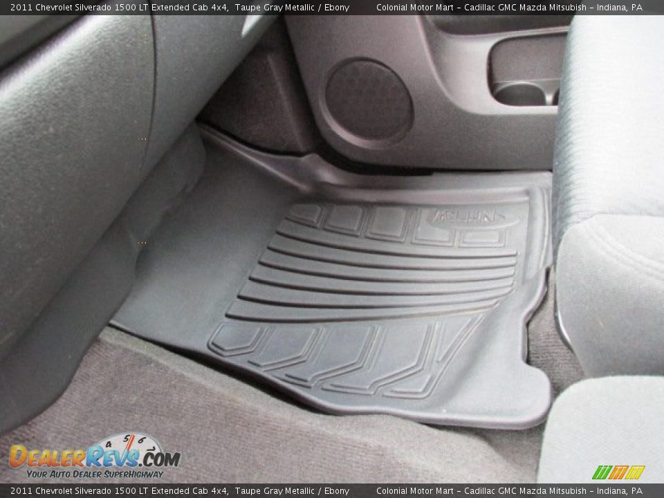 2011 Chevrolet Silverado 1500 LT Extended Cab 4x4 Taupe Gray Metallic / Ebony Photo #16