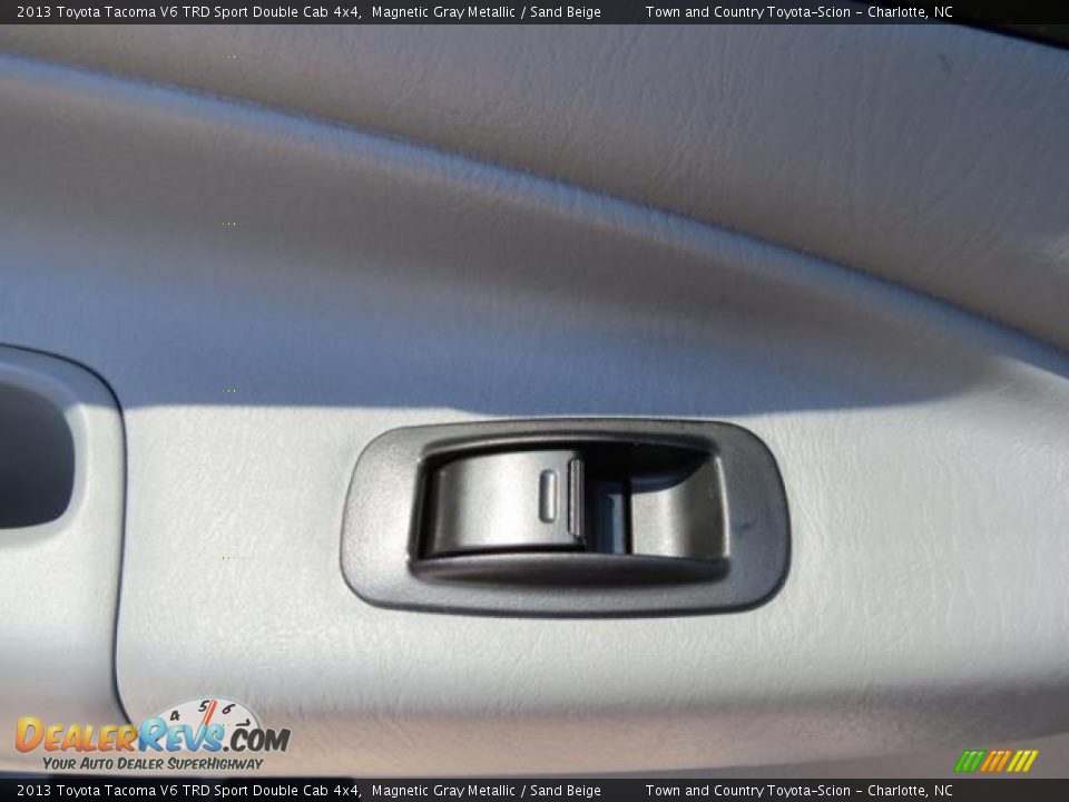 2013 Toyota Tacoma V6 TRD Sport Double Cab 4x4 Magnetic Gray Metallic / Sand Beige Photo #7