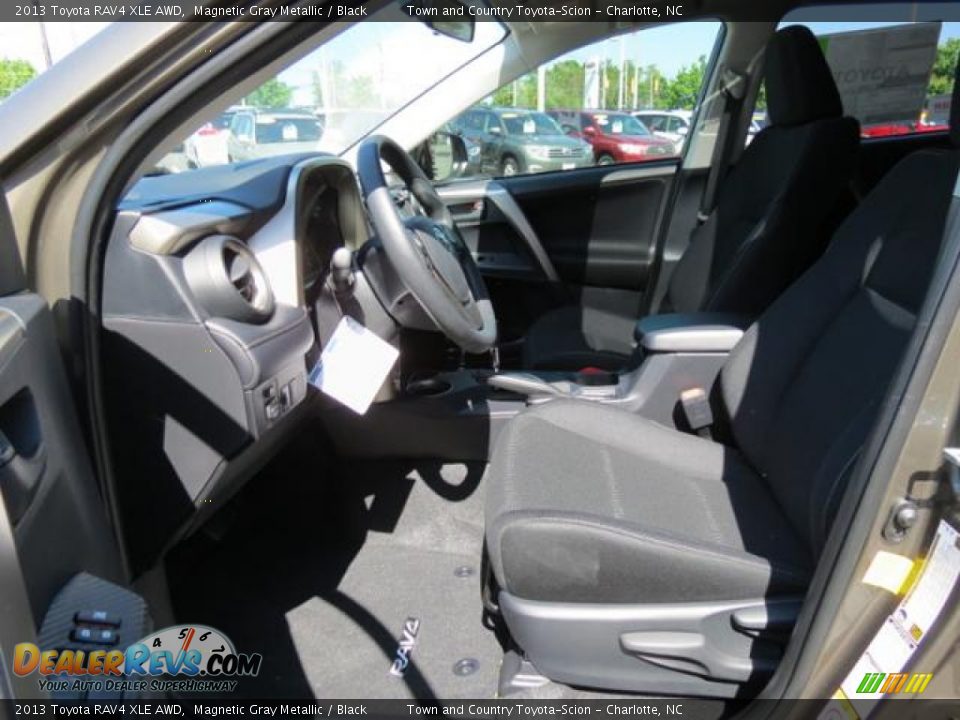 2013 Toyota RAV4 XLE AWD Magnetic Gray Metallic / Black Photo #8