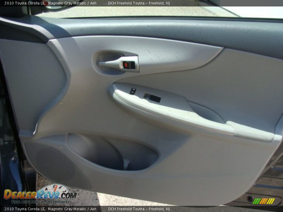 2010 Toyota Corolla LE Magnetic Gray Metallic / Ash Photo #24