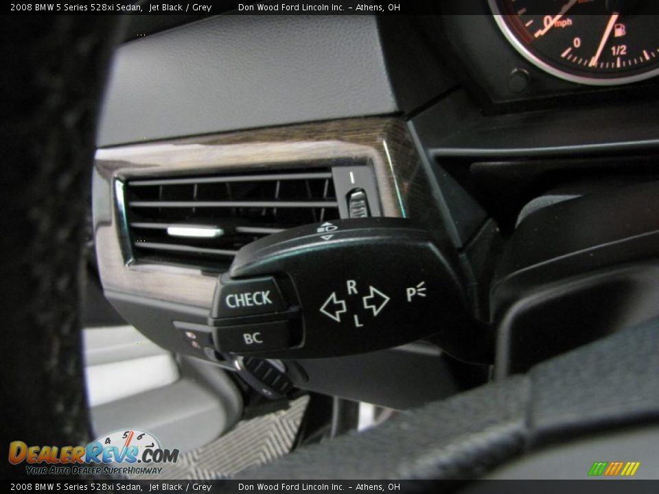 2008 BMW 5 Series 528xi Sedan Jet Black / Grey Photo #19