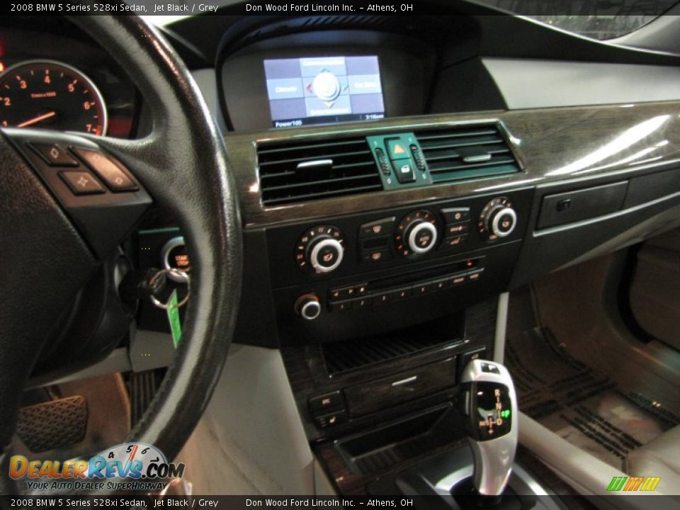 2008 BMW 5 Series 528xi Sedan Jet Black / Grey Photo #23