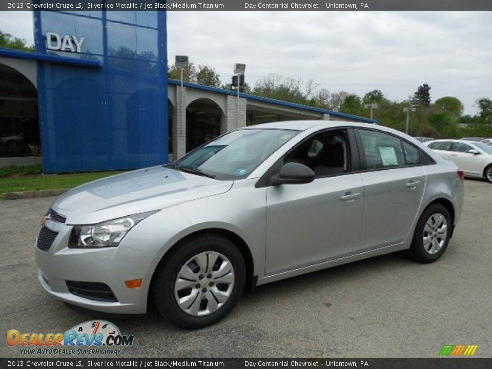 2013 Chevrolet Cruze LS Silver Ice Metallic / Jet Black/Medium Titanium Photo #1