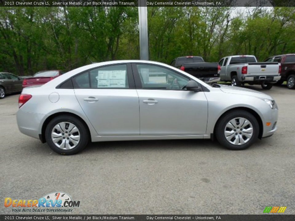 2013 Chevrolet Cruze LS Silver Ice Metallic / Jet Black/Medium Titanium Photo #7