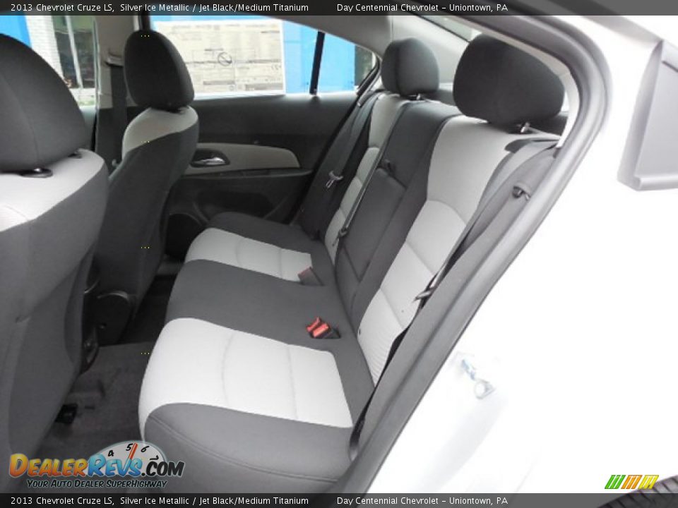 2013 Chevrolet Cruze LS Silver Ice Metallic / Jet Black/Medium Titanium Photo #14