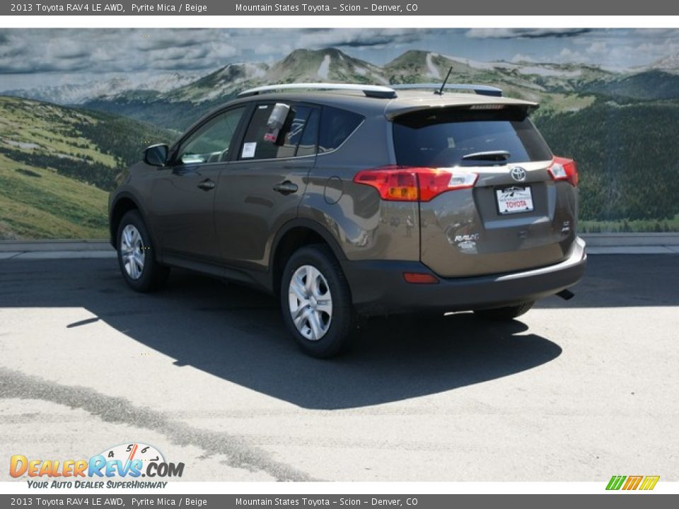 2013 Toyota RAV4 LE AWD Pyrite Mica / Beige Photo #2